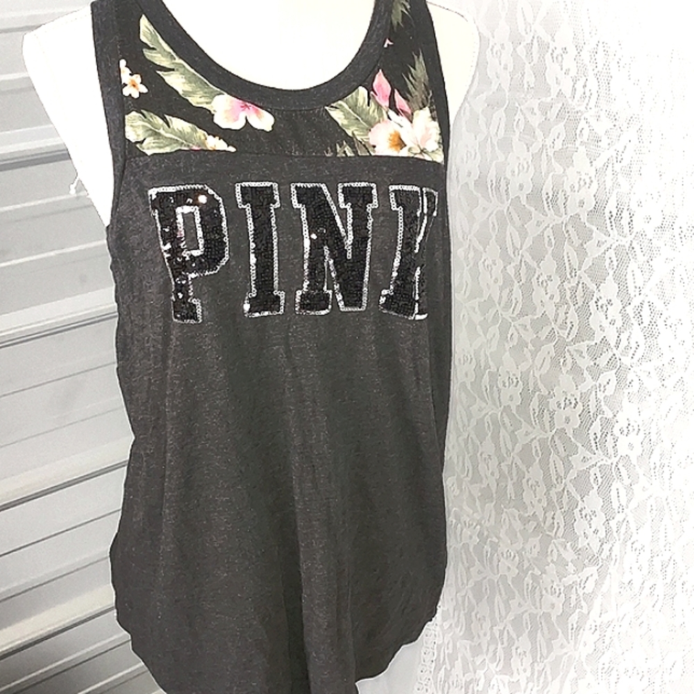 VS PINK SEQUIN / FLORAL TOP ; SIZE M ‼️💛🌺